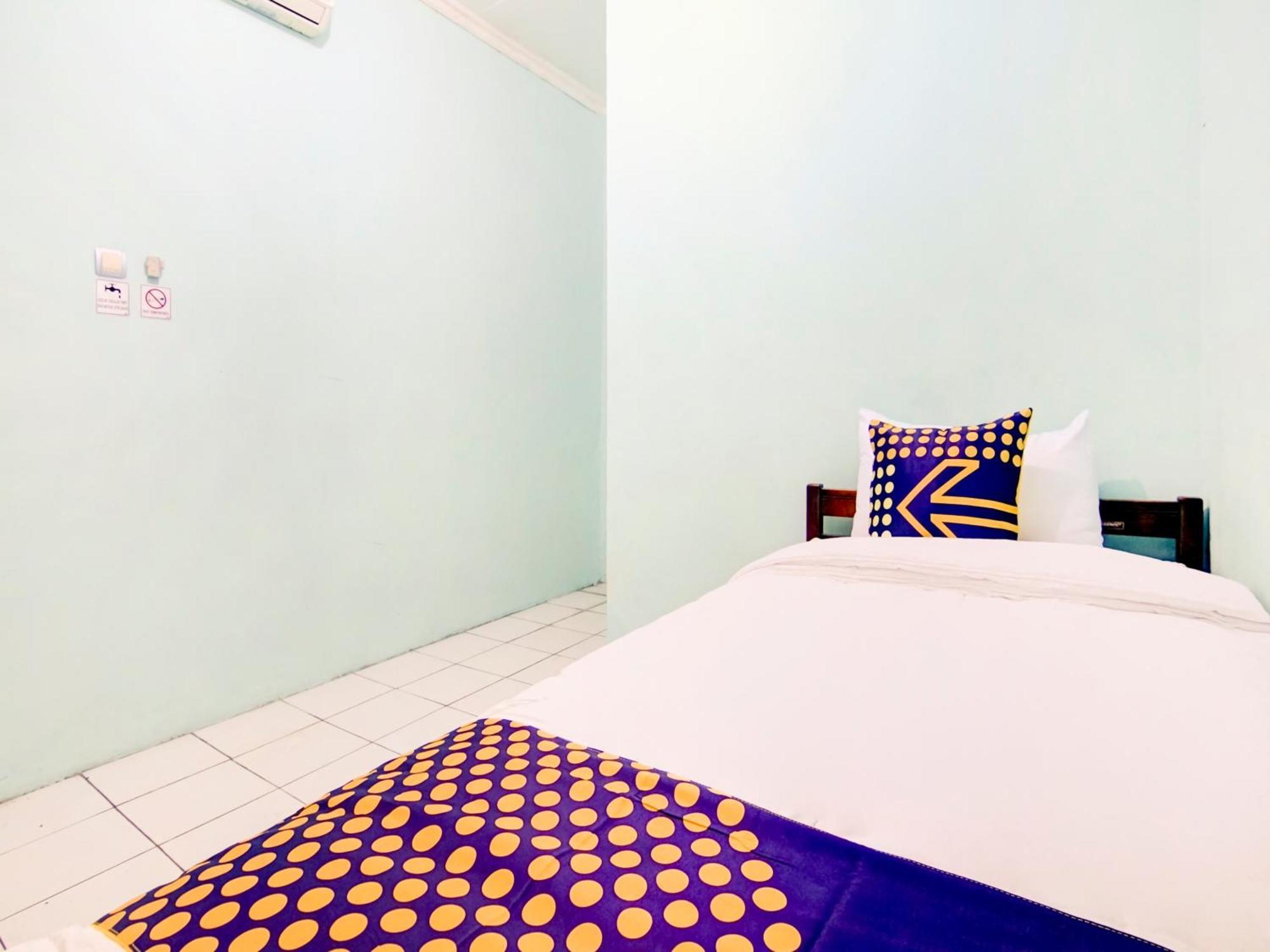 Spot On 3979 Wisma Purimas Syariah Depok Esterno foto