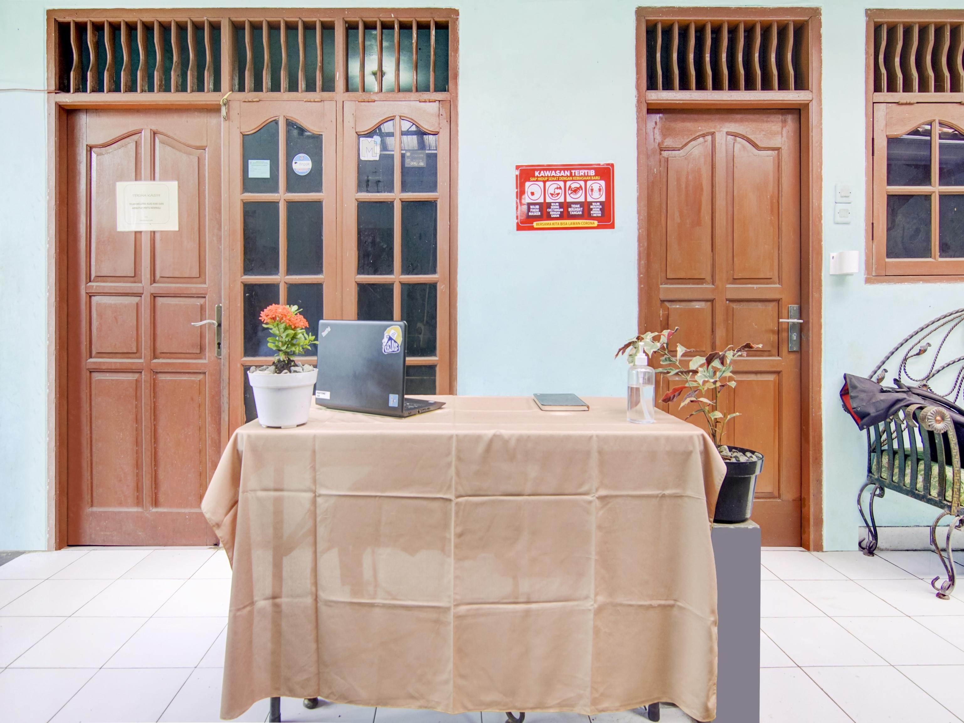 Spot On 3979 Wisma Purimas Syariah Depok Esterno foto