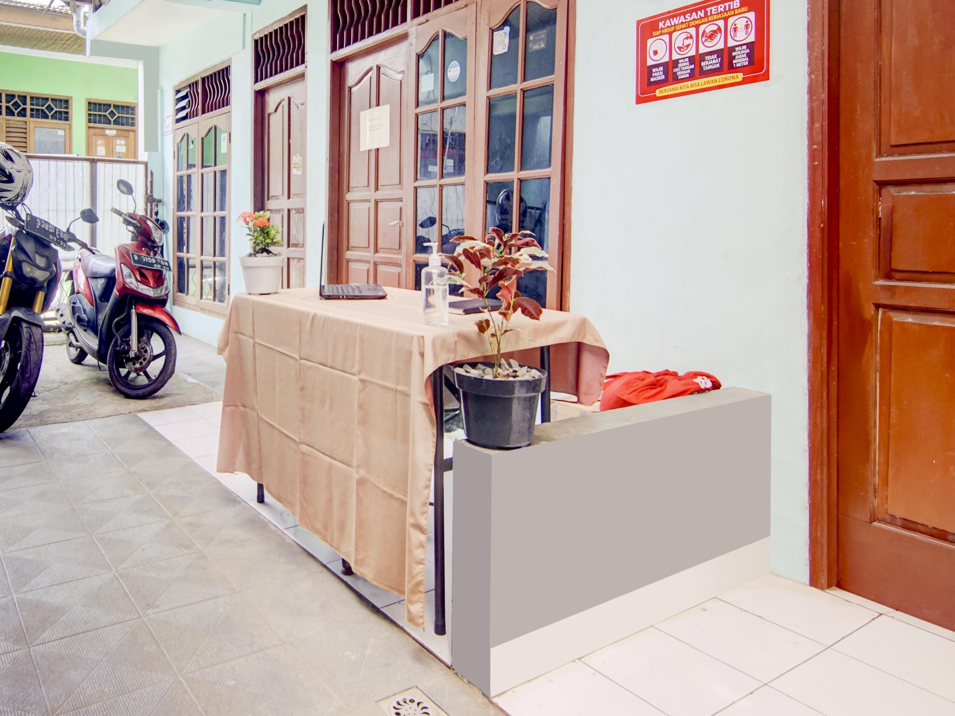 Spot On 3979 Wisma Purimas Syariah Depok Esterno foto